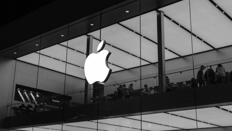 История Apple — становление успеха